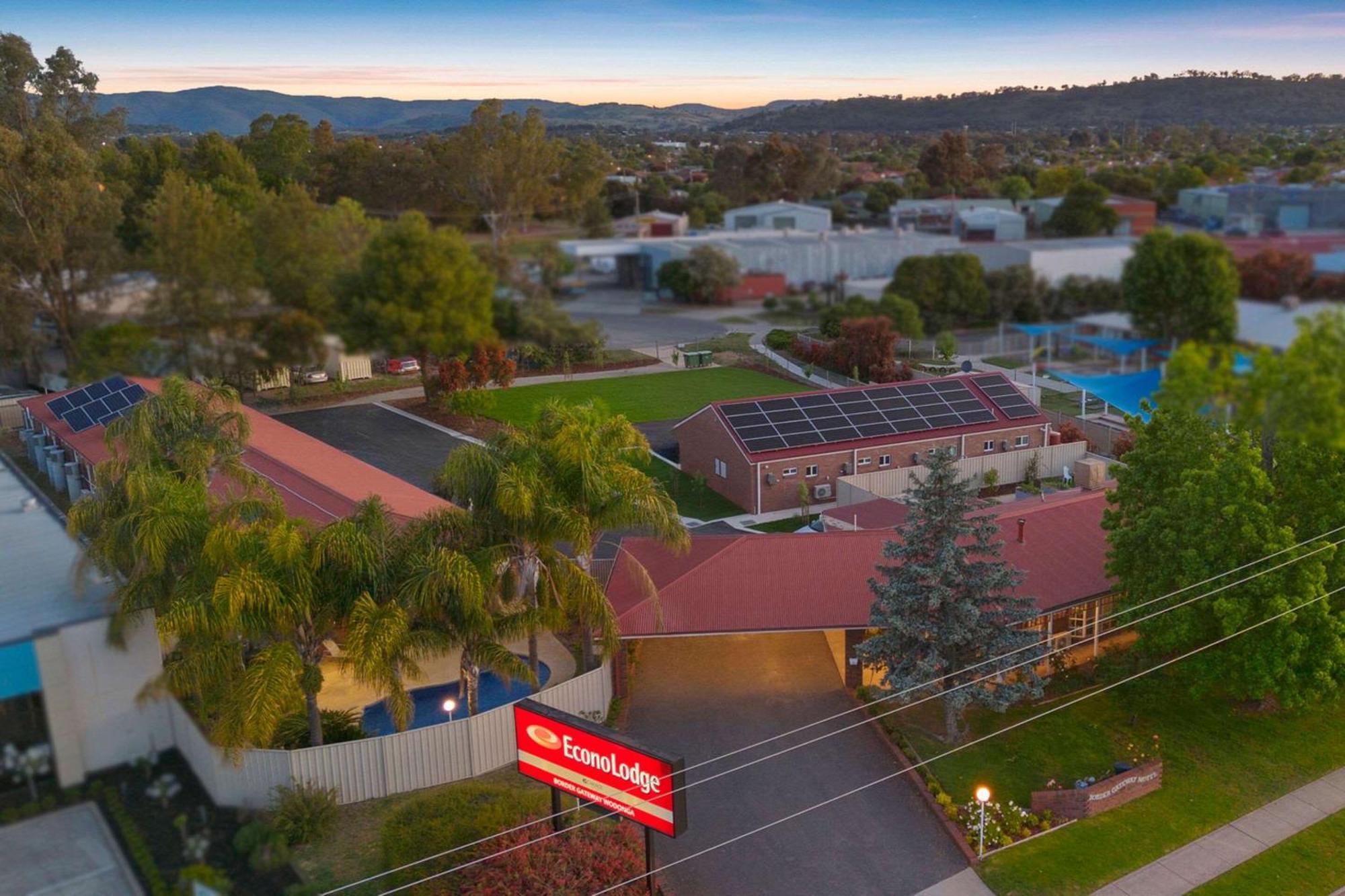 Econo Lodge Border Gateway وودونغا المظهر الخارجي الصورة